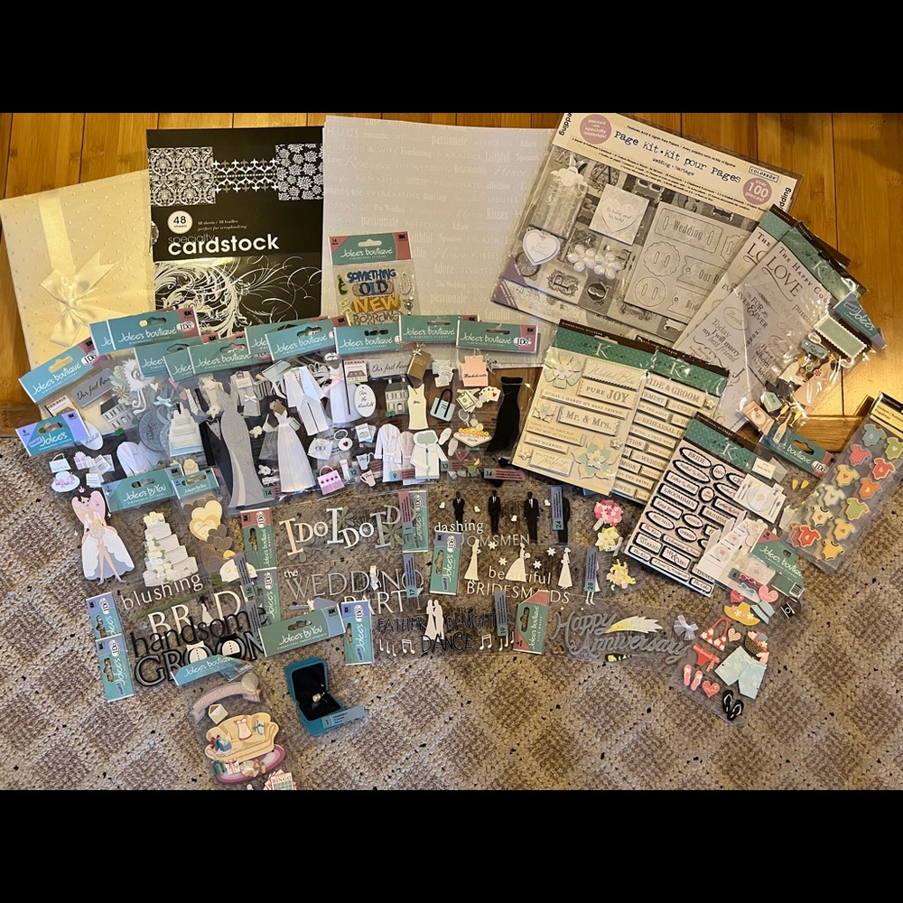 Wedding scrapbooking kit